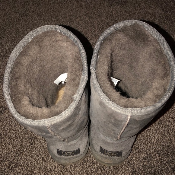 Ugg Classic Short boots sz 9 gray - Picture 3 of 3